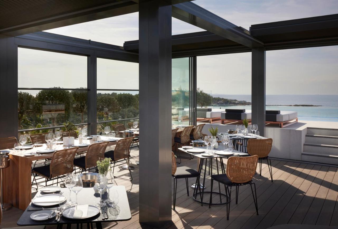 Dusit Suites Hotel Athens Exterior photo