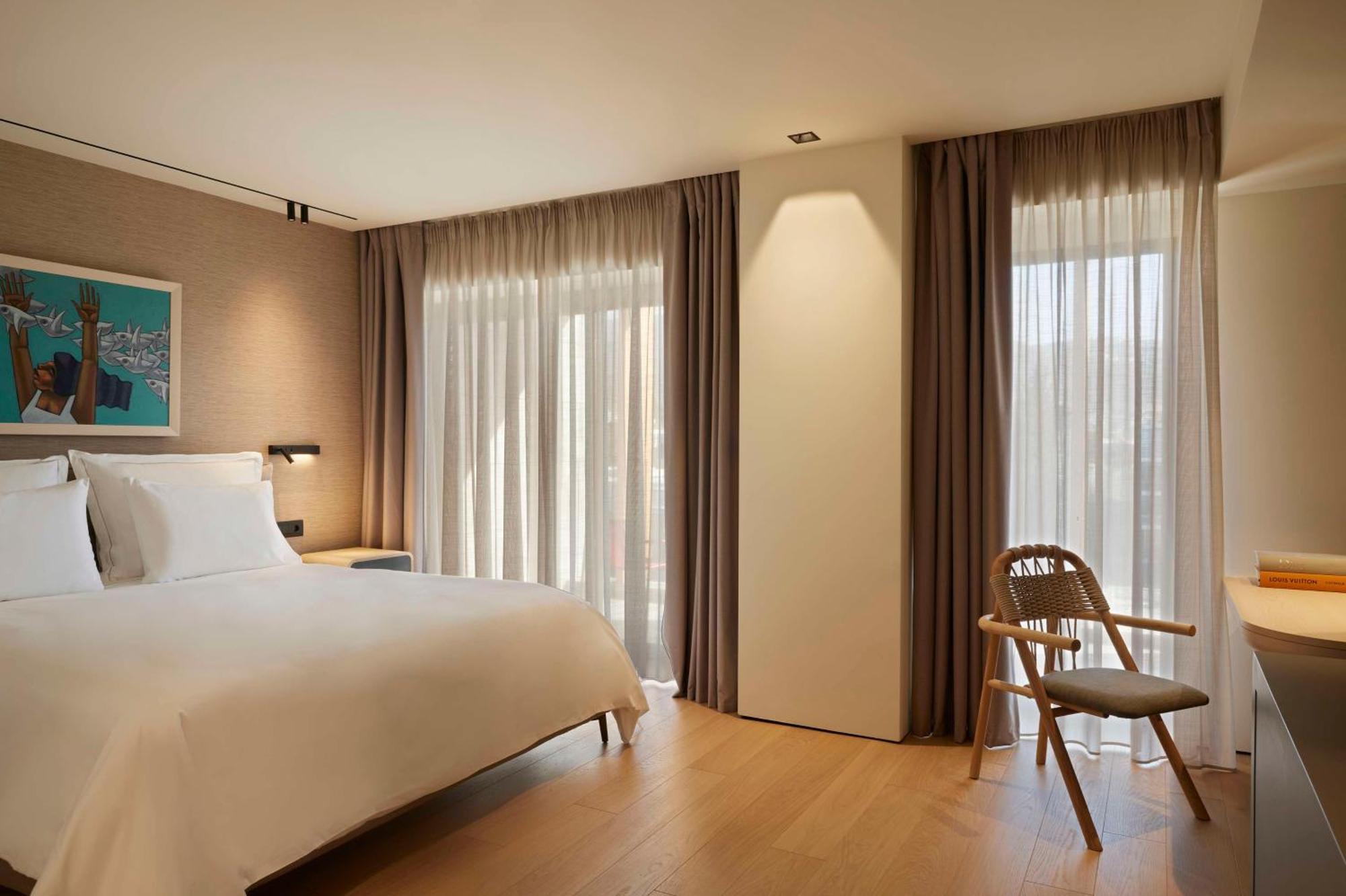 Dusit Suites Hotel Athens Exterior photo